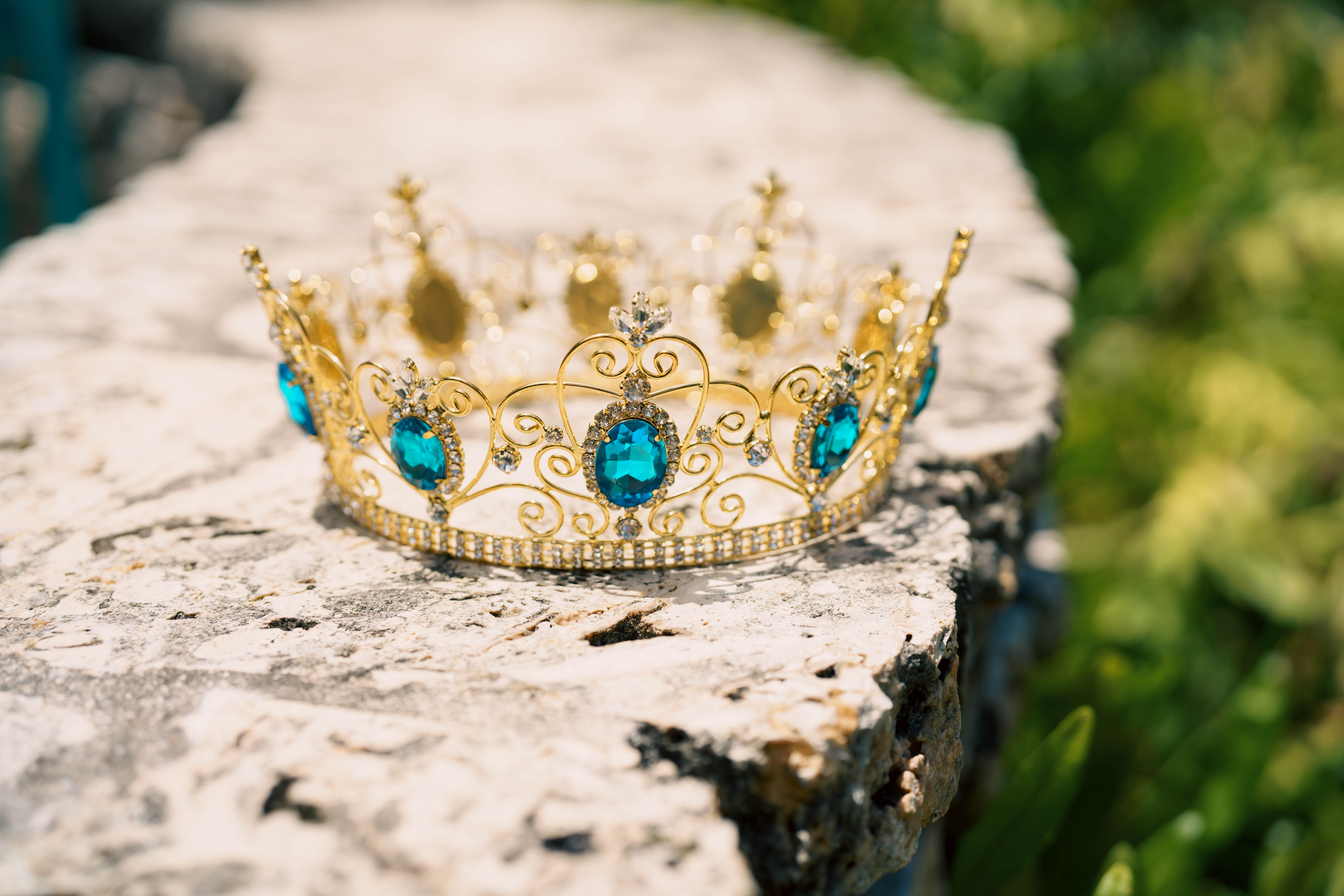 Miss World Cayman Islands crown